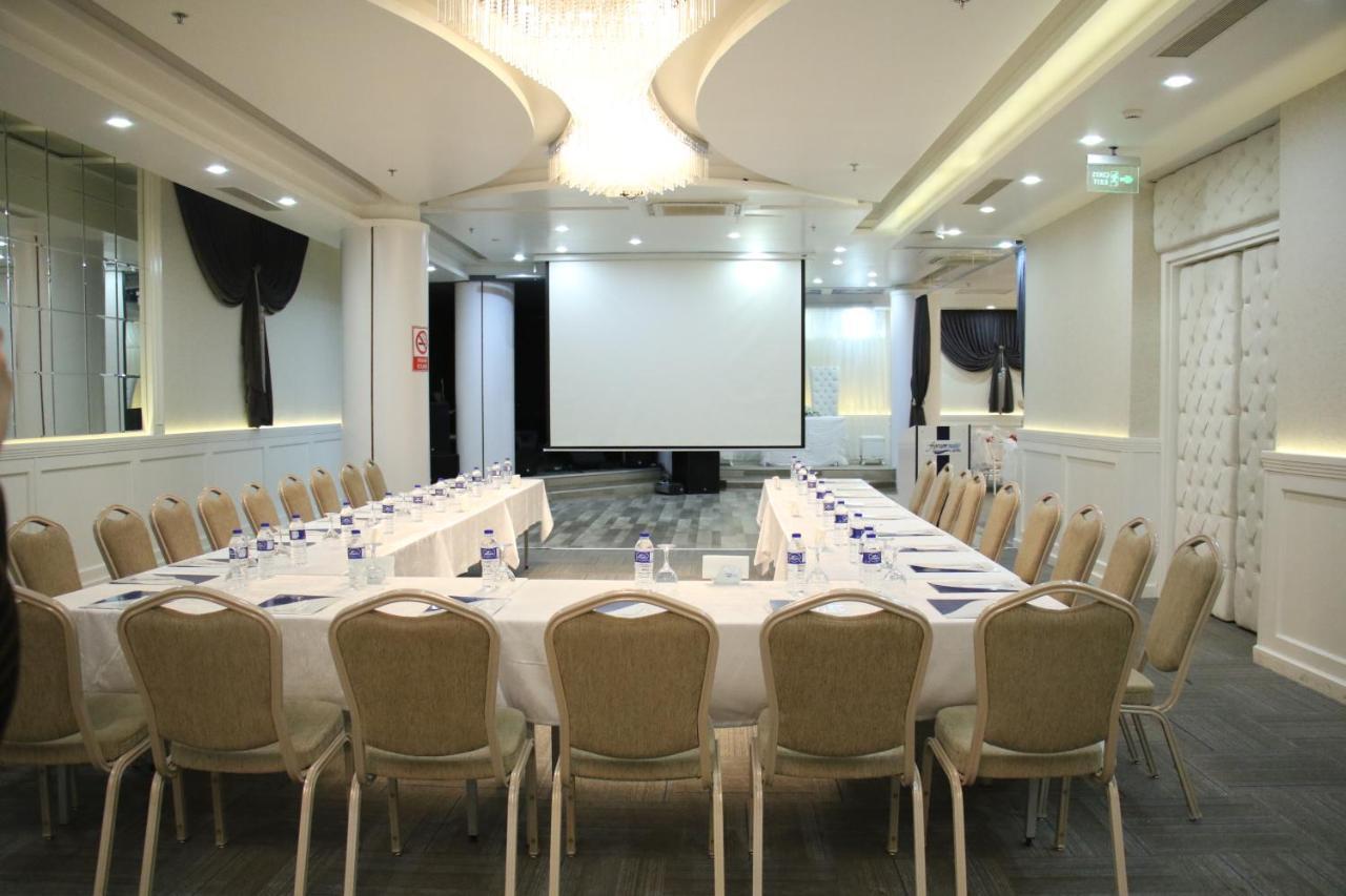 Forum Suite Otel Mersin  Esterno foto