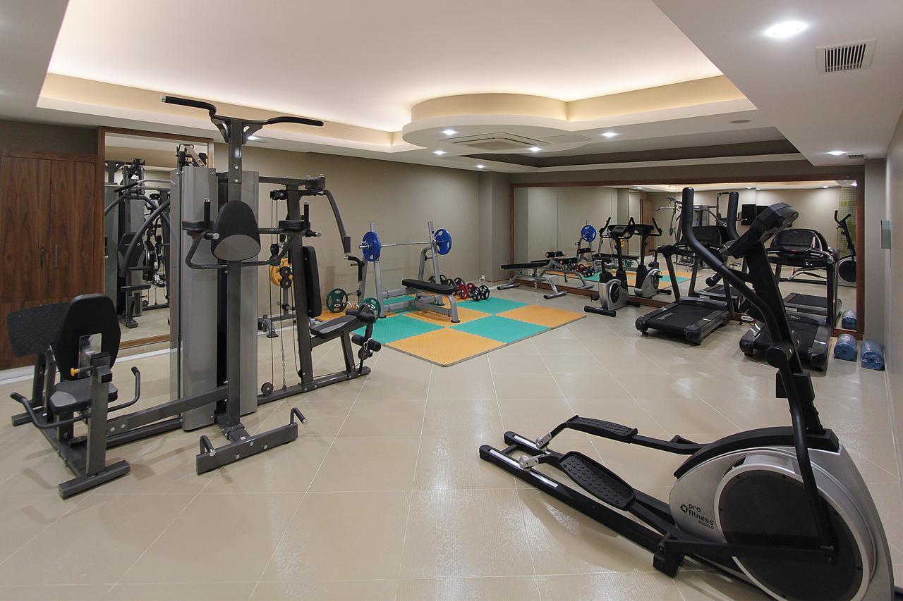 Forum Suite Otel Mersin  Esterno foto
