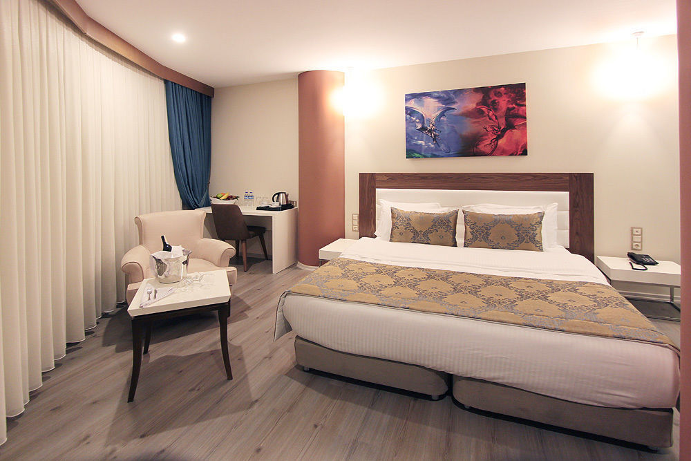 Forum Suite Otel Mersin  Esterno foto