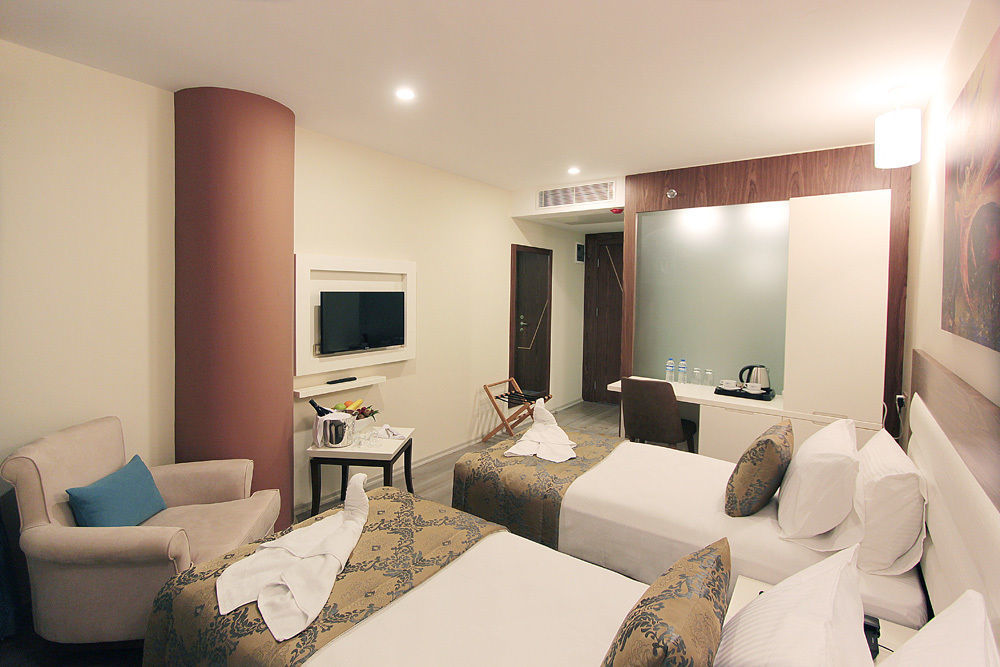 Forum Suite Otel Mersin  Esterno foto